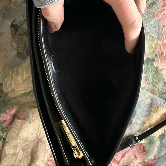 Michael Kors Black handbag/messenger New - Picture 5 of 8